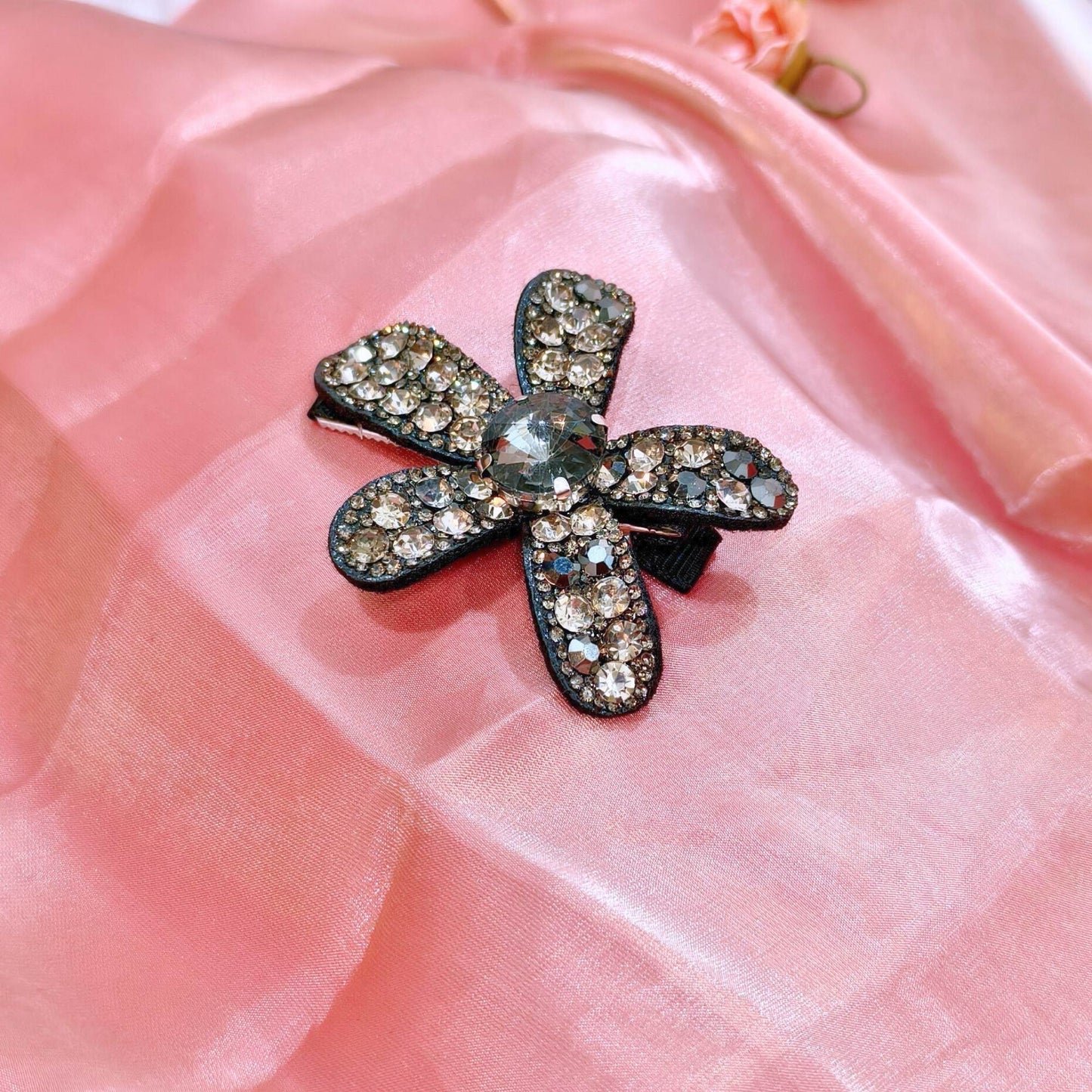 Blooming Big Crystal-Fabric hair pin-Dark Brown.