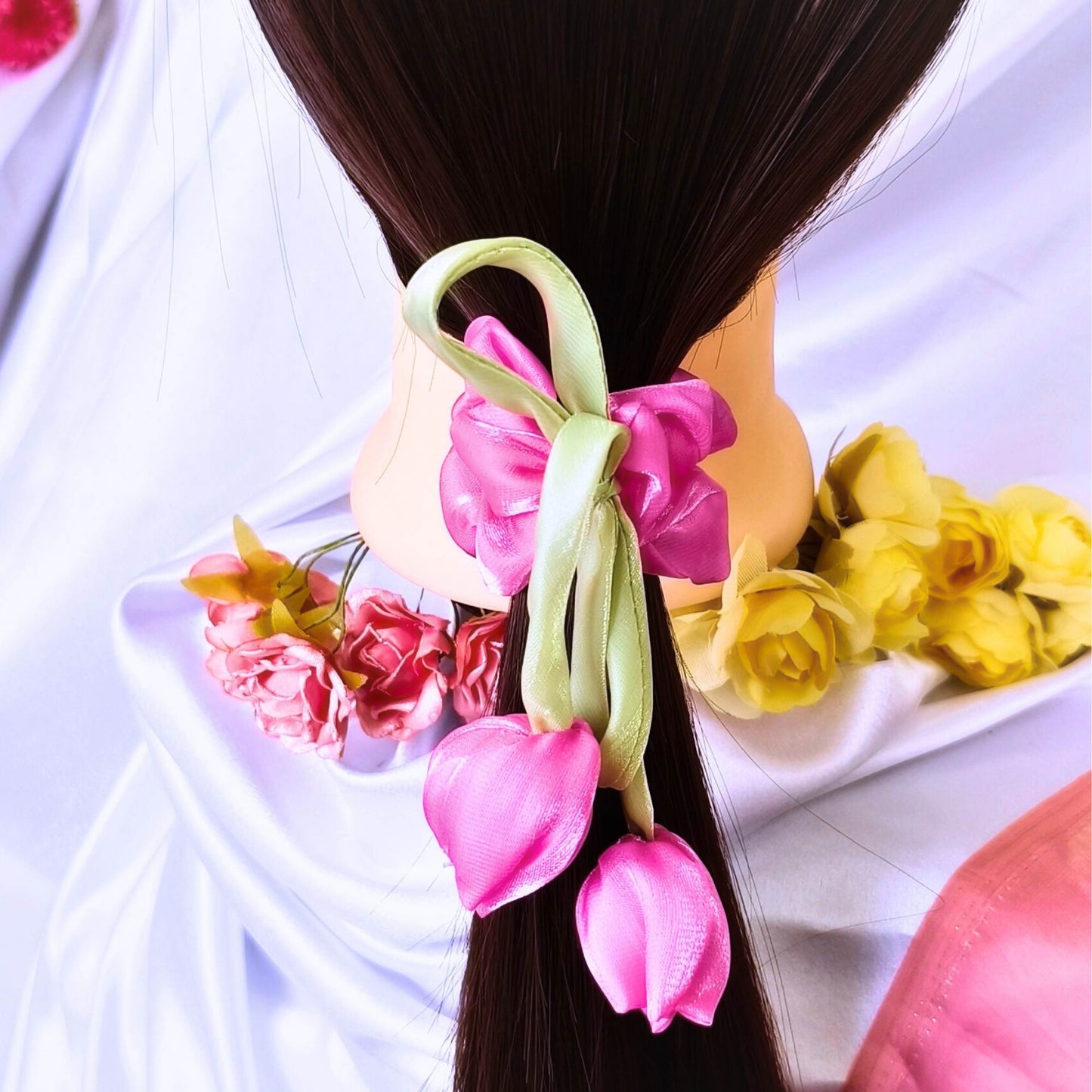 Blooming Tulip Scrunchy Combo
