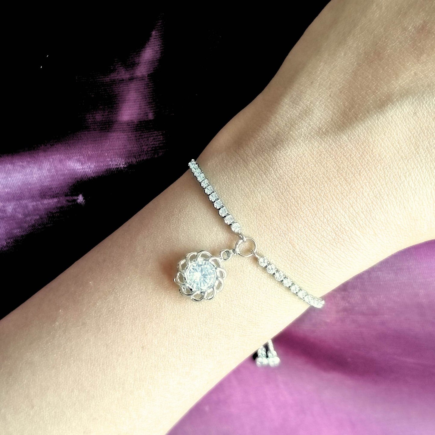 Blooming Shine Diamond Charming Bracelet – Silver