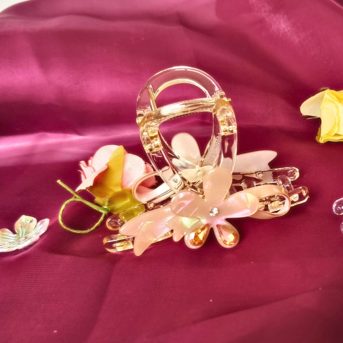 Blooming Shiny-bow flower with Crystal claw clip.