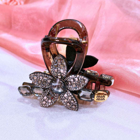 Blooming Cristal- fabric Flower clow clip