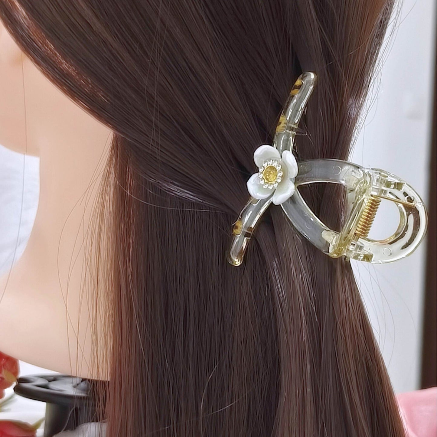 Blooming claw Clip- Regular size.