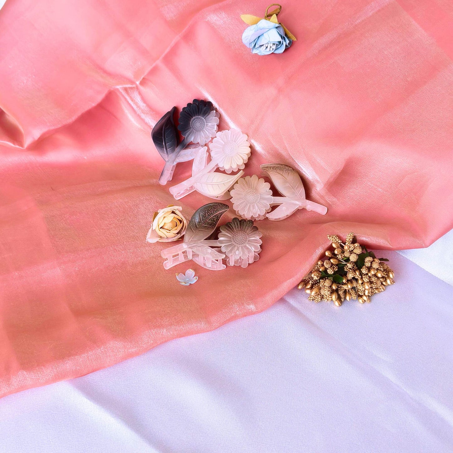 Blooming Combo of 4- Matt Claw clips.