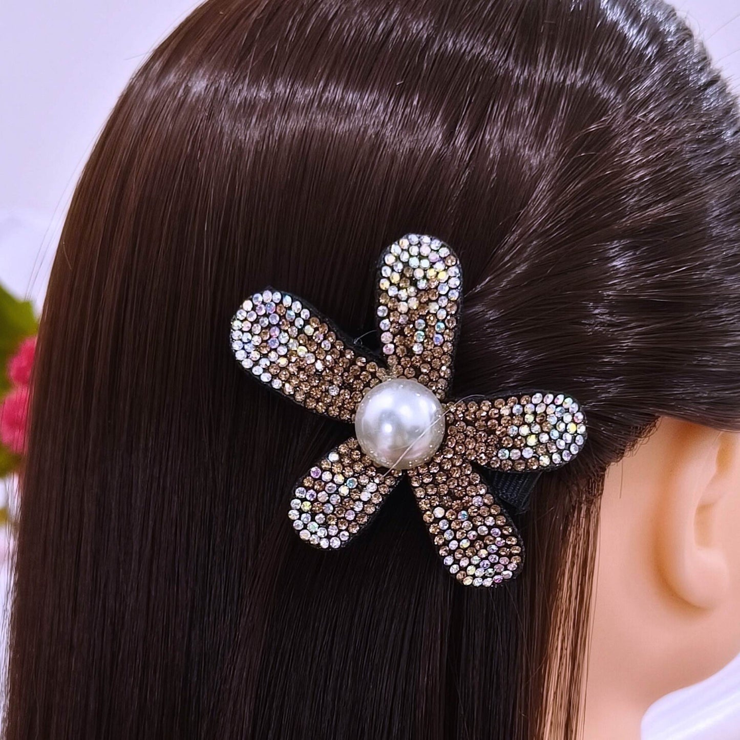Blooming Crystal Fabric hair pin- golden & white