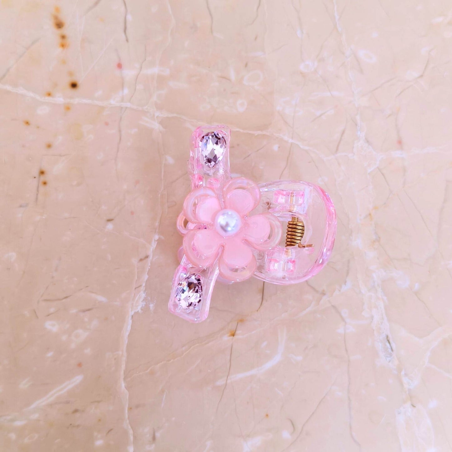 Blooming claw clip with crystal Transparent.
