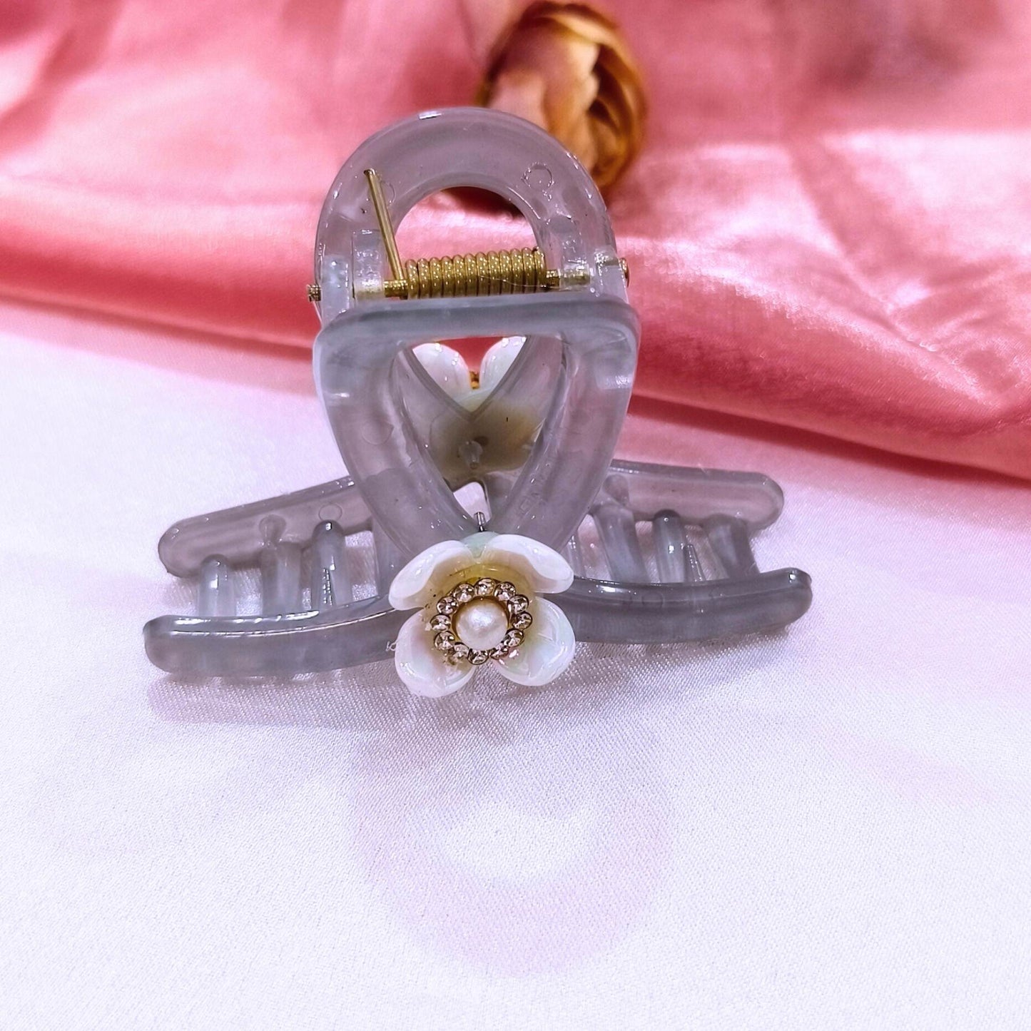 Blooming claw Clip- Regular size.