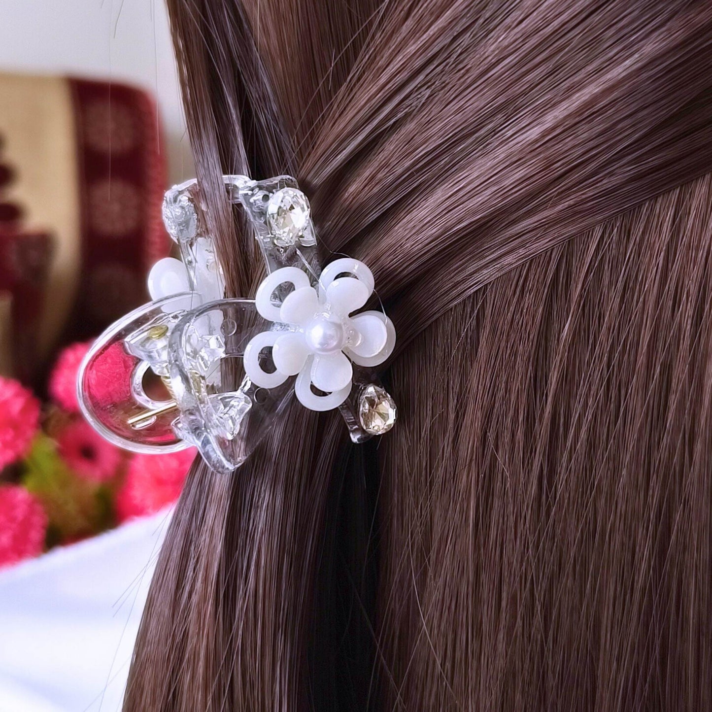 Blooming claw clip with crystal Transparent.