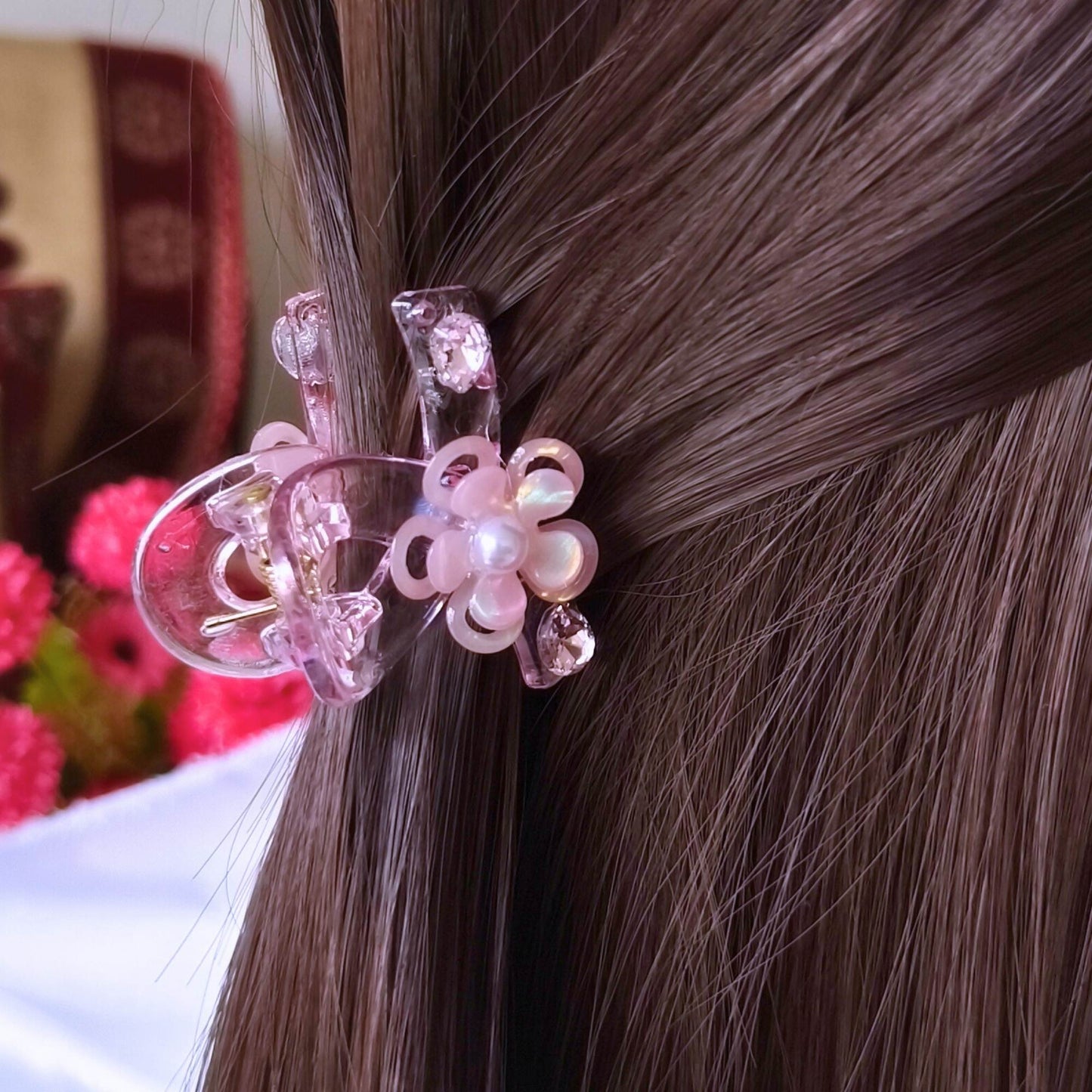 Blooming claw clip with crystal Transparent.