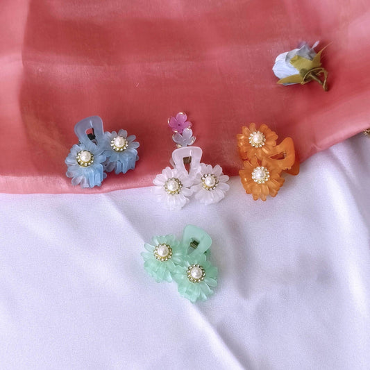 Blooming Combo of 4-Flower small Claw Clips