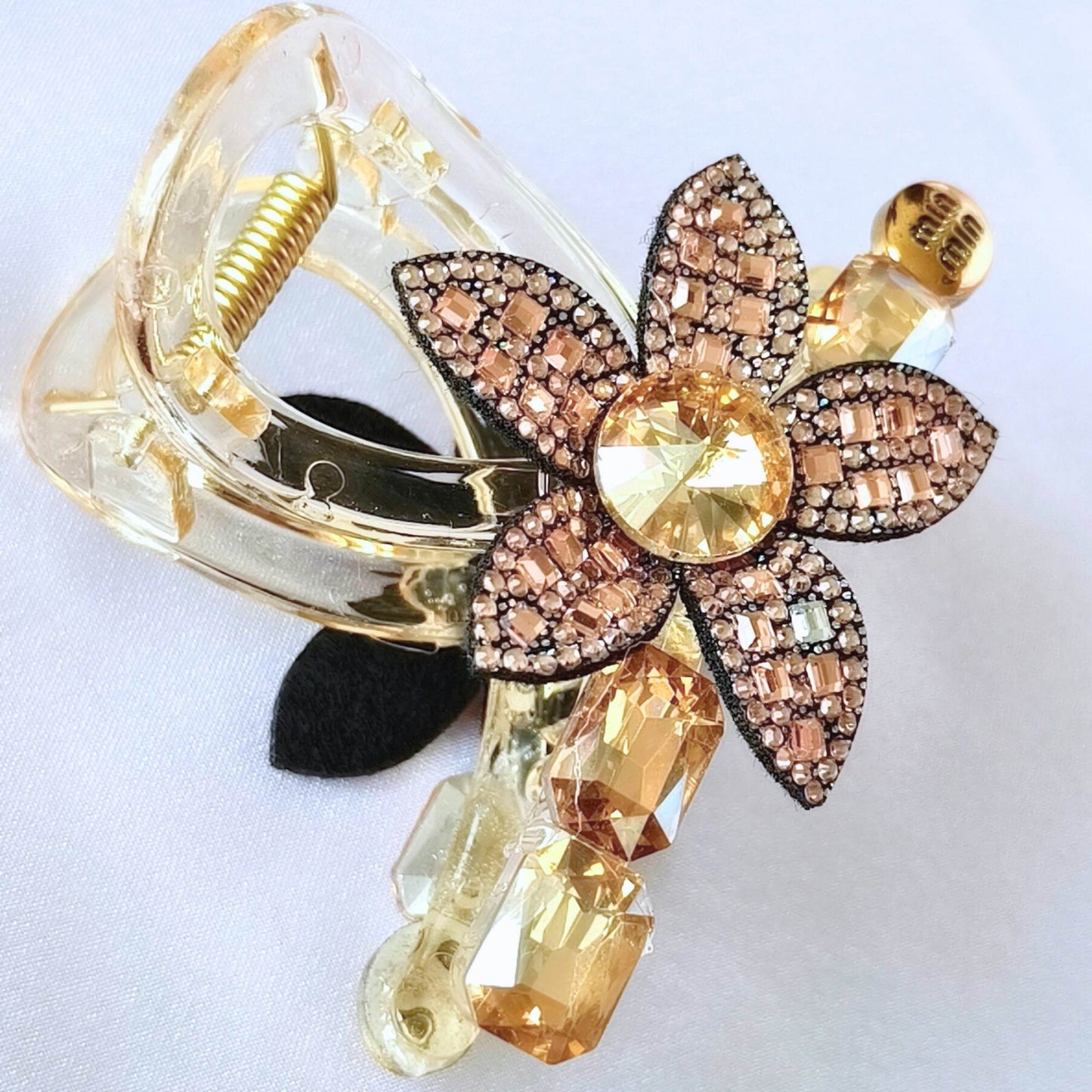 Blooming Cristal- fabric Flower clow clip