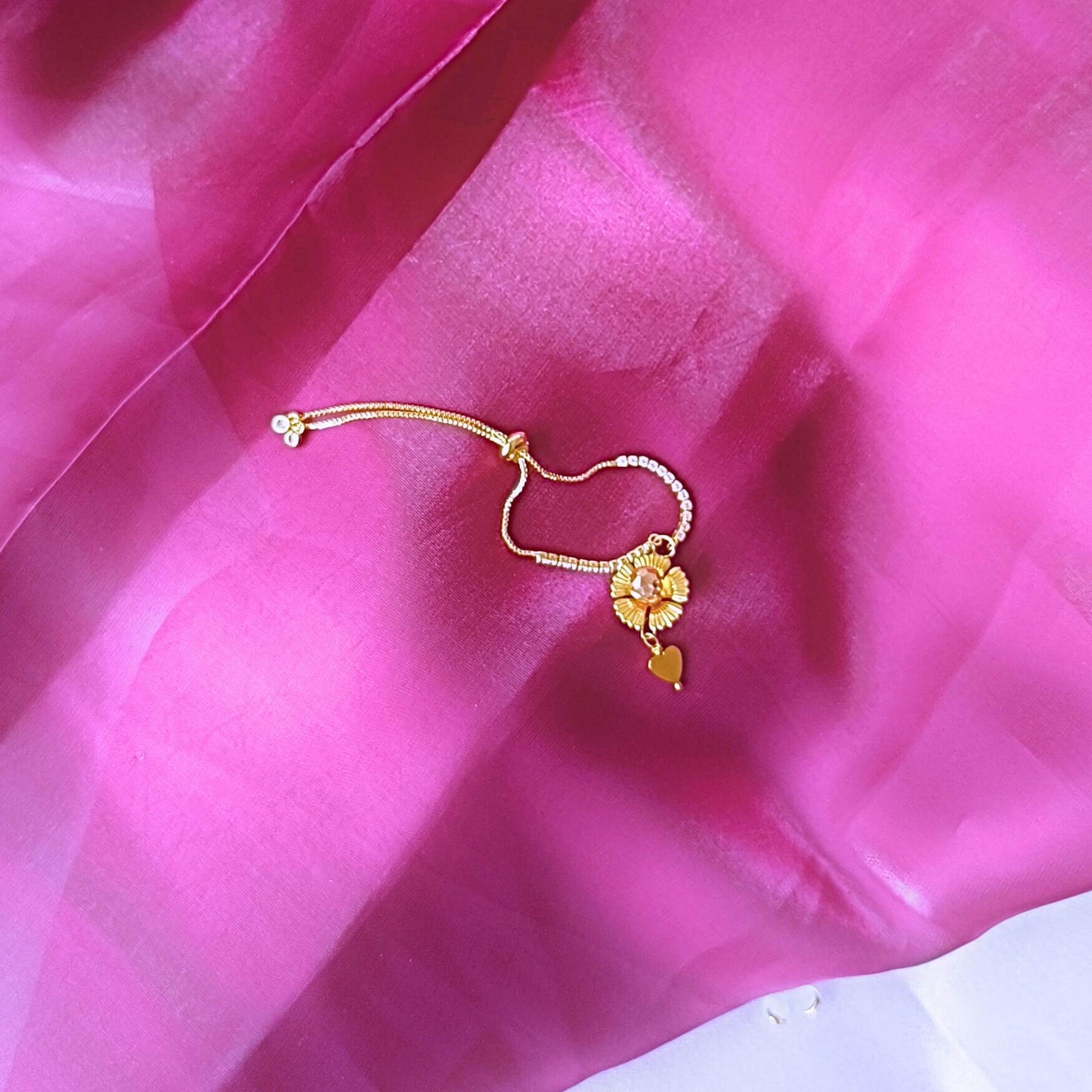 Spinning Layers Blooming Heart Bracelet – Golden ii