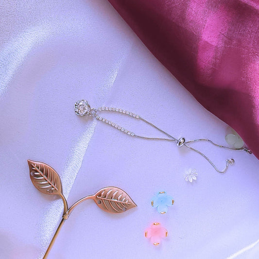Inner Blooming Diamond Charming Bracelet – Silver