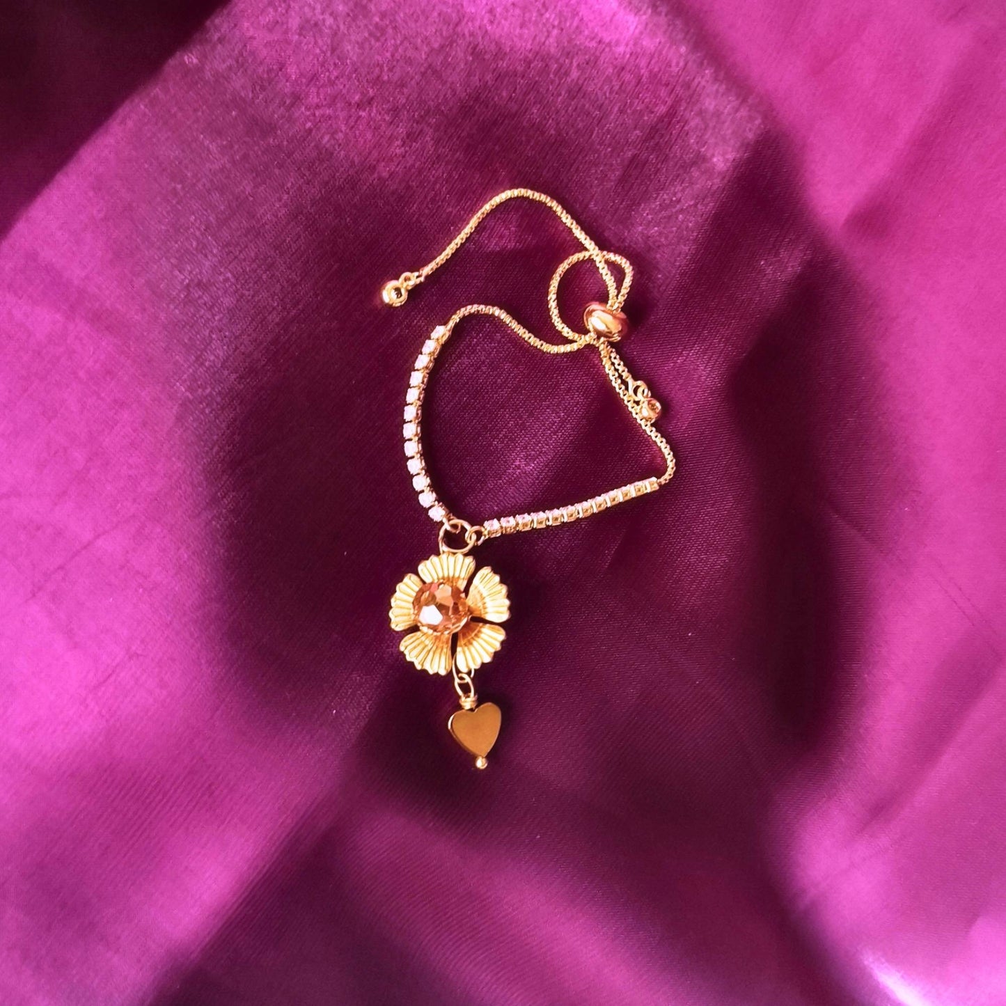 Spinning Layers Blooming Heart Bracelet – Golden ii